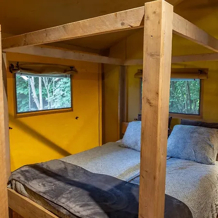 Luxussátor Hoeve Linnerveld Xl *
